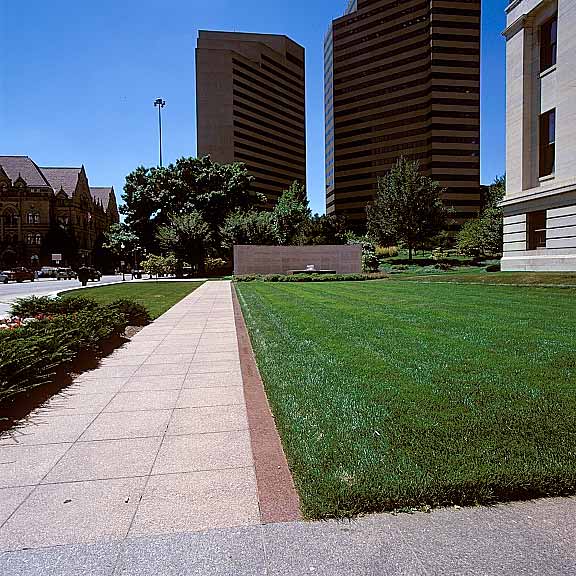 Grass Porous Pavement was installed in the fire lane access areas at the Ohio Statehouse Capitol and Veterans Plaza, Columbus, Ohio, using Grasspave2.