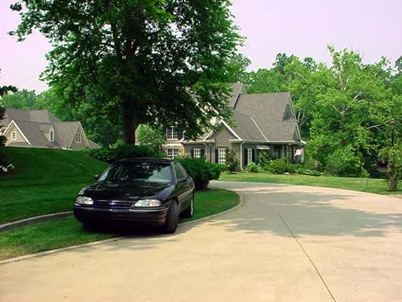 Grass Pavers were installed in Westminster Green, a gated community, in Knoxville, Tennessee, to allow for additional parking, using Grasspave2.